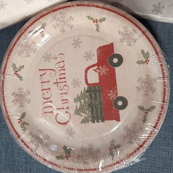 Paper Plates Dessert Cocktail Cups Set Merry Christmas Truck NWT - Picture 2 of 5